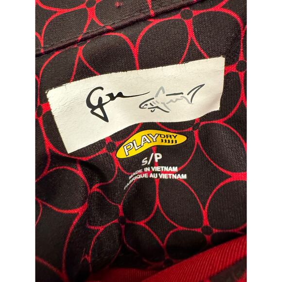 Greg Norman Women's Short Sleeve Red Patterned Button Neck Golf Shirt S/P - Picture 2 of 6